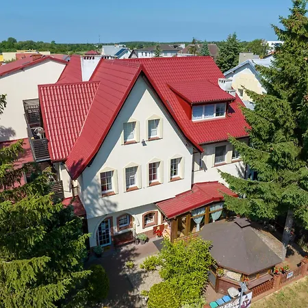 Dworek Familijny-2